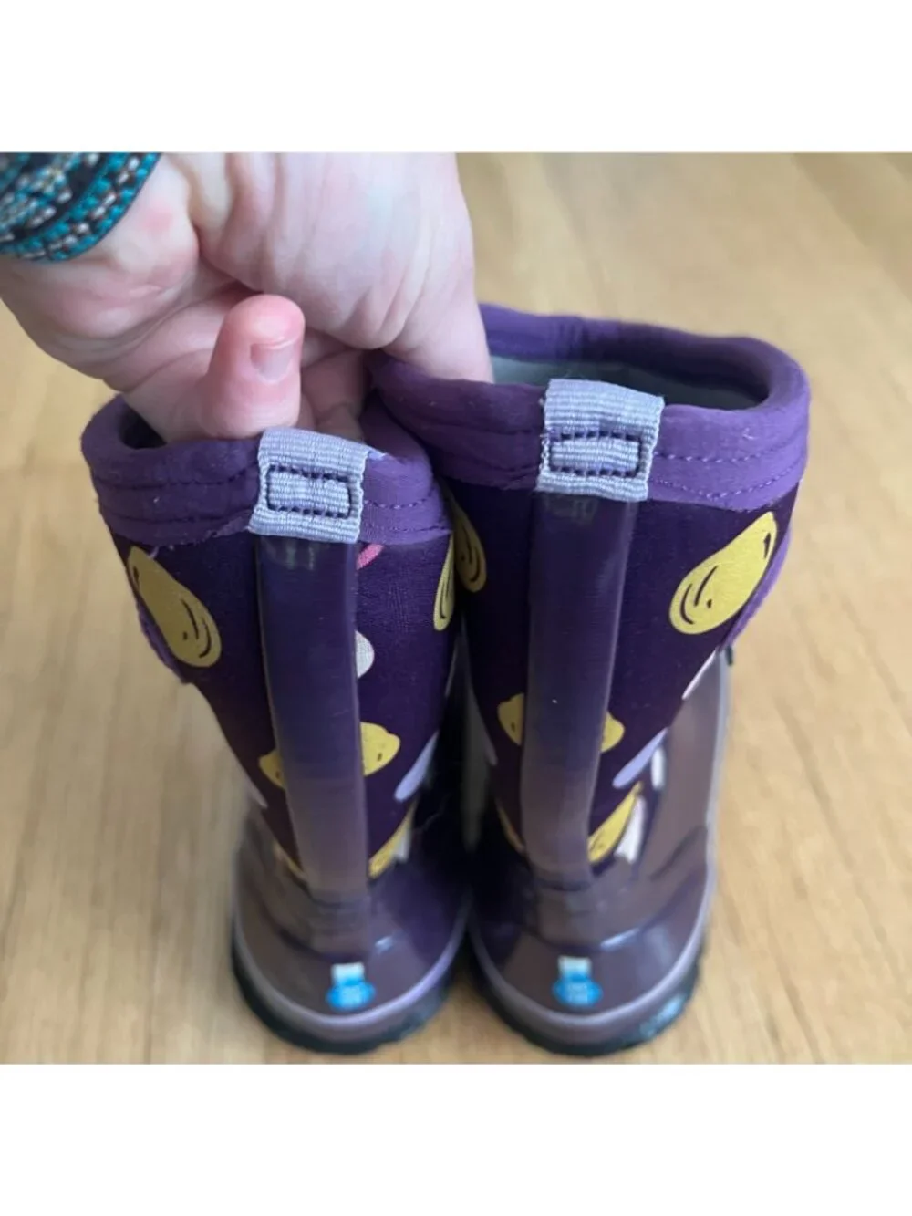 Bogs Kids Classic Sketched Purple Polka Dot Waterproof Winter Boots Youth Size 4